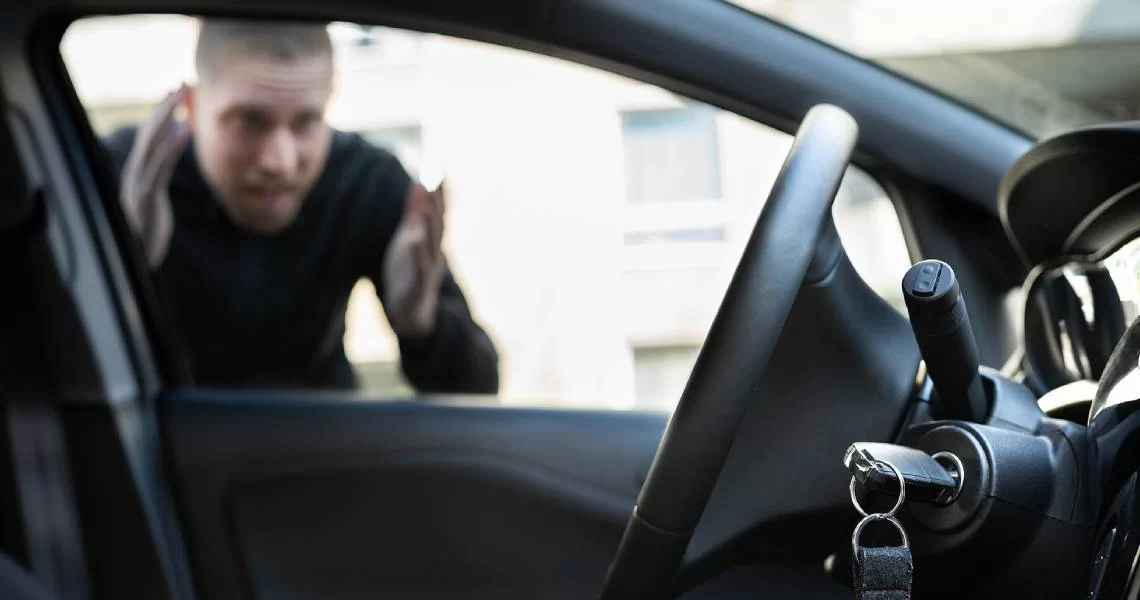 CERRAJERO-DE-AUTO-CERCA-DE-MI Programación de Llaves Duplicado de Llaves con Chip